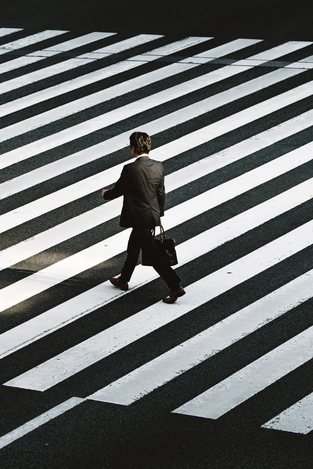 営業代行とは？営業をアウトソーシングするメリットと報酬相場や代行会社の選び方を解説！